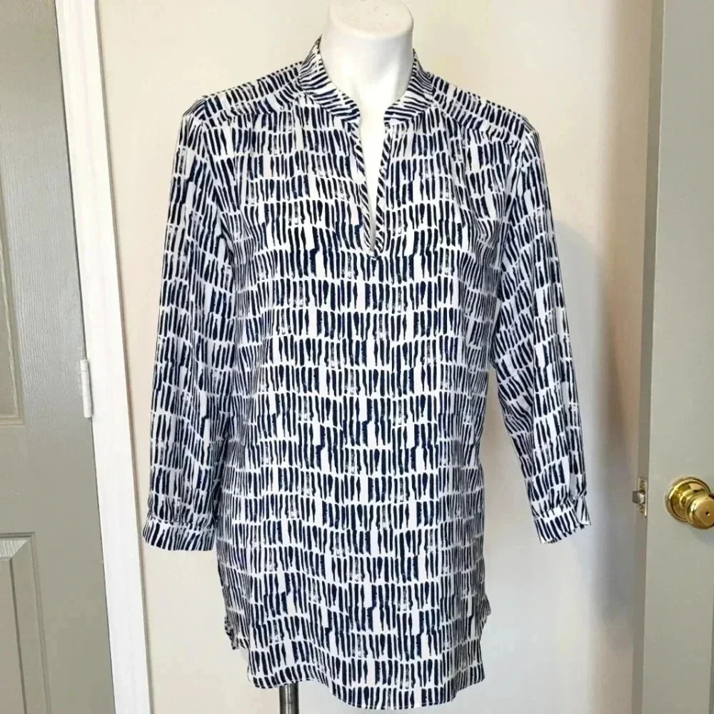 Amanda Uprichard Navy and White Patterned Blouse